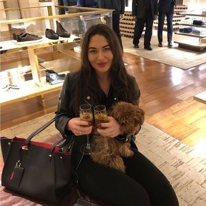 Meet your Posher, Gia